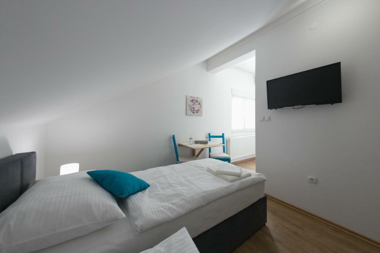 House Smolcic Apartment Otocac Ngoại thất bức ảnh
